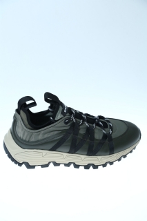 NOOVA Sneaker